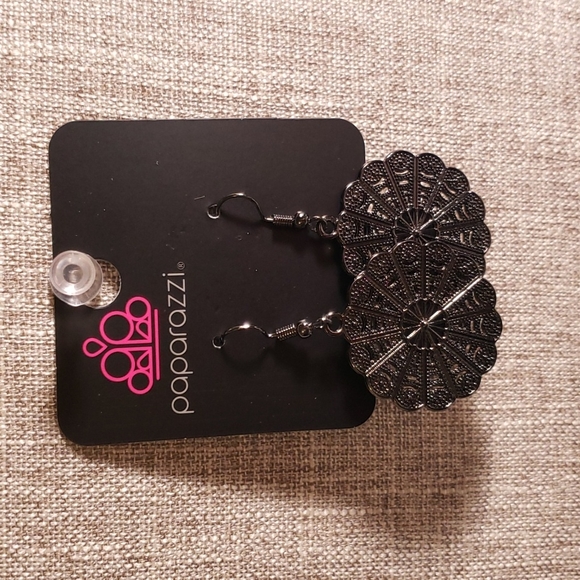 💜 Gunmetal Paparazzi Earrings